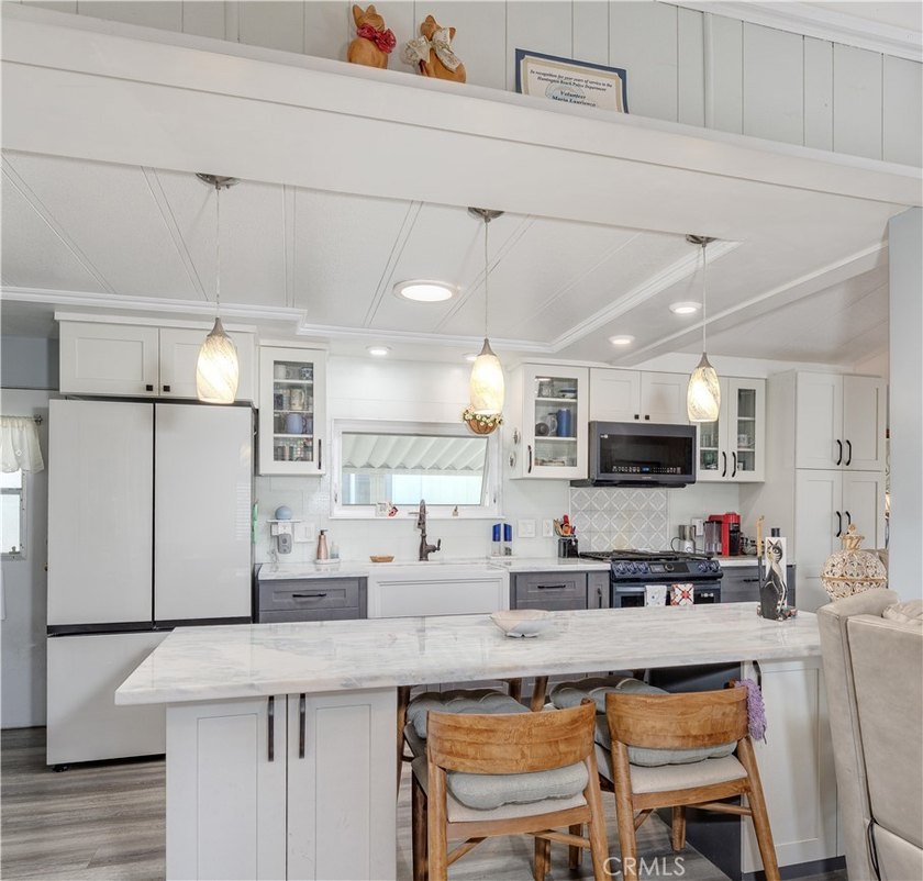 Surf City Beach Cottages is thrilled to showcase a beautiful - photo 4