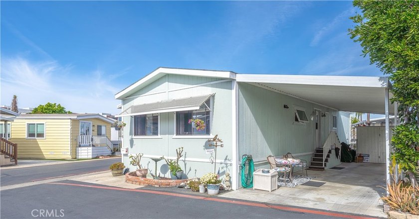Surf City Beach Cottages is thrilled to showcase a beautiful - photo 6