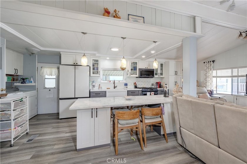 Surf City Beach Cottages is thrilled to showcase a beautiful - photo 8