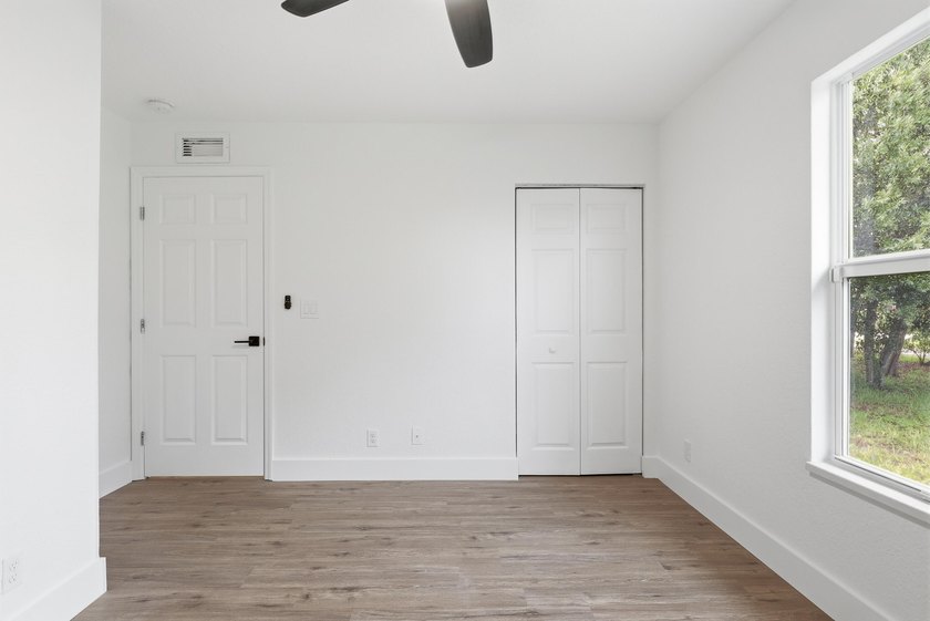 Completely renovated and full of charm, this beautiful 3-bedroom - photo 21