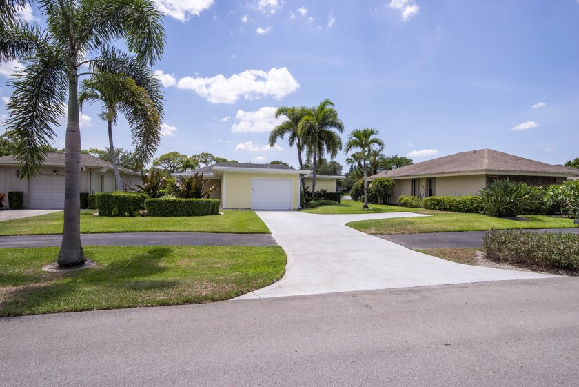 This delightful home has many updates as well as an exclusive - photo 29
