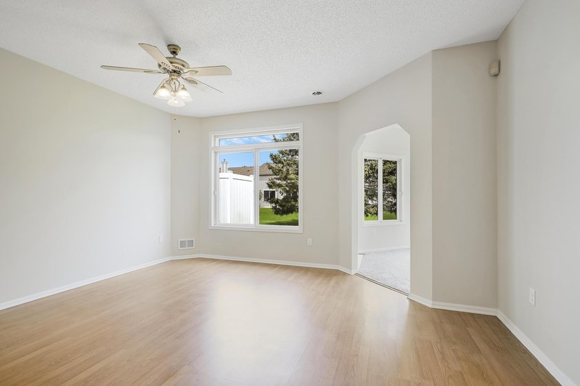 Welcome to easy, one-level living at 7592 Hinton Park Avenue S! - photo 7