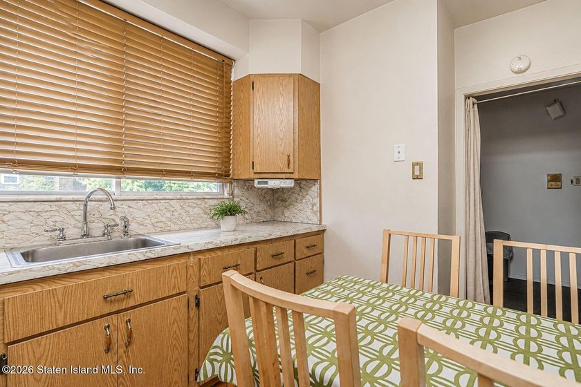 Amazing opportunity to buy this legal two family located near to - photo 15