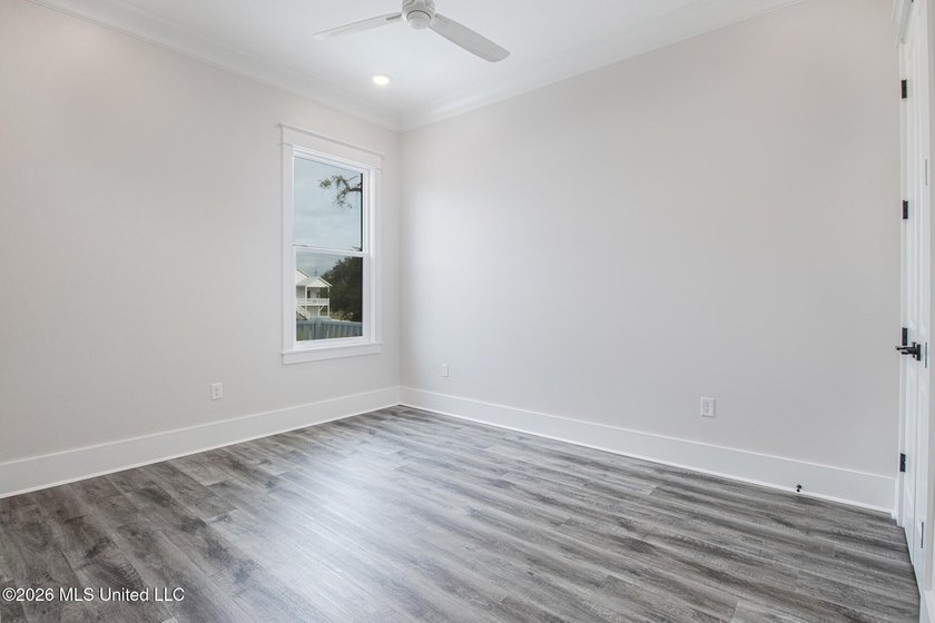 TRUE GULF-FRONT HOME | PANORAMIC WATER VIEWS | LOW-MAINTENANCE - photo 24