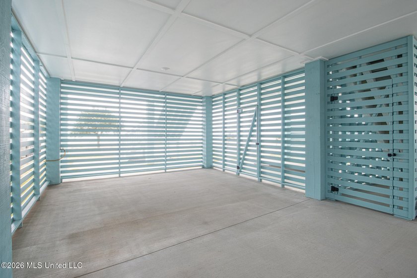 TRUE GULF-FRONT HOME | PANORAMIC WATER VIEWS | LOW-MAINTENANCE - photo 28