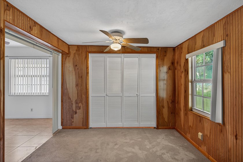 A fantastic location in a well-manicured community. This large 2 - photo 29
