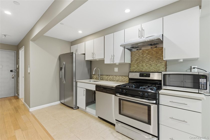 Enjoy exceptionally low real estate taxes thanks to a valuable - photo 6