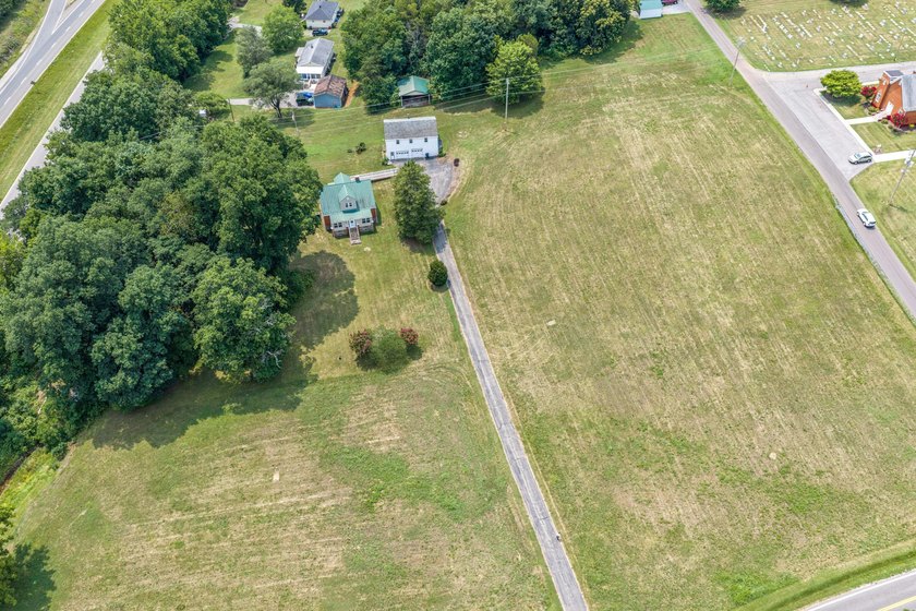 Escape to 5.185 private acres just minutes from the Blue Ridge - photo 4
