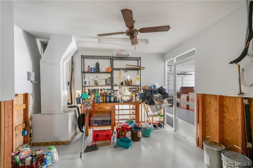 Looking for a waterfront home to make your own? Check out this - photo 44