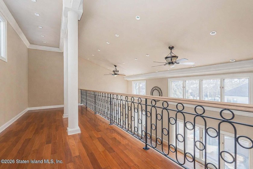 They don't make homes like this anymore. This sprawling - photo 15