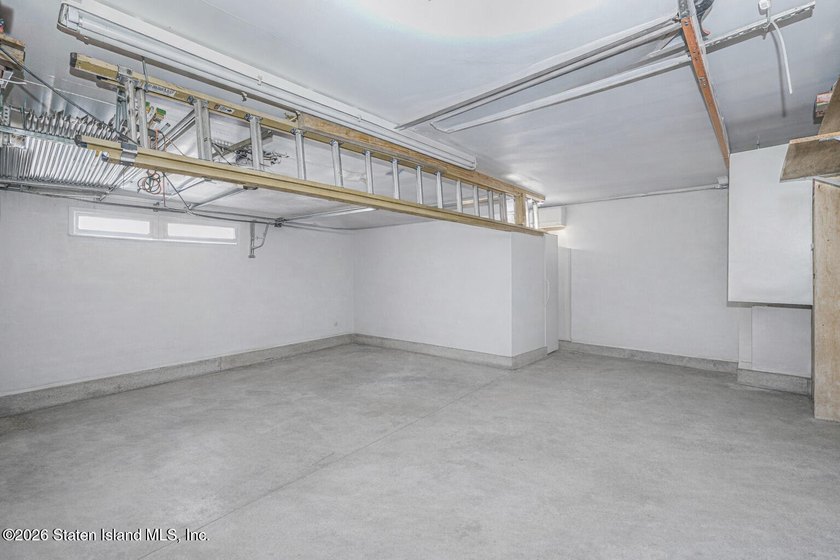 They don't make homes like this anymore. This sprawling - photo 22