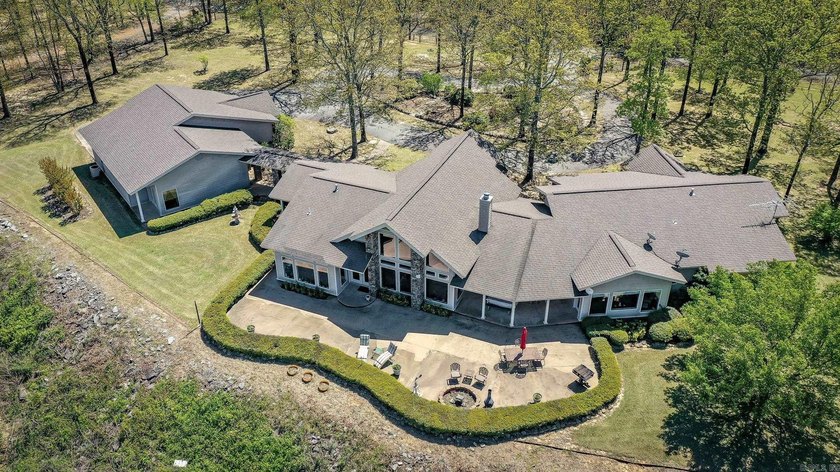 A truly one-of-a kind lake area retreat! Offered for the first - photo 2