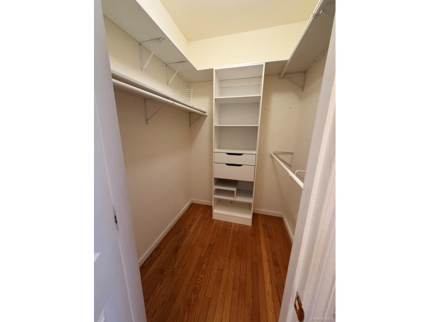 Wonderful end unit, the largest model, *ADAMS* style, well - photo 26