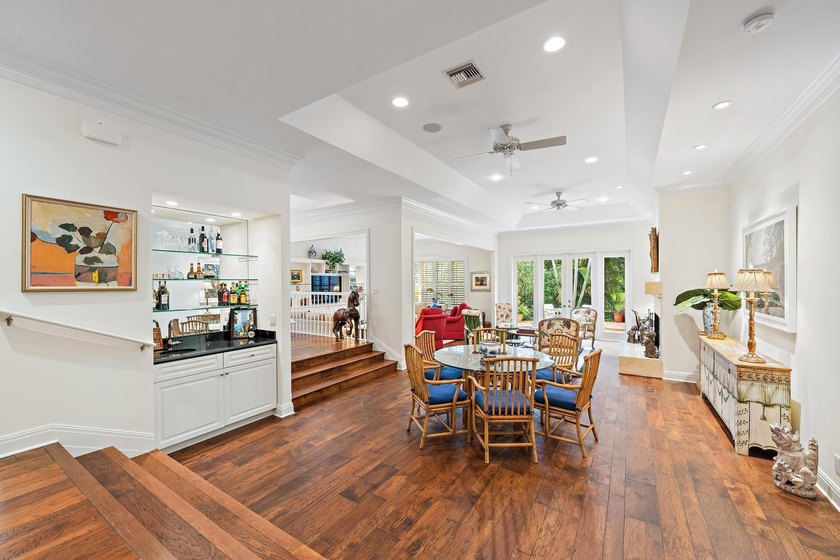 This Lovely Jupiter Hills home with rare private guest cottage - photo 8