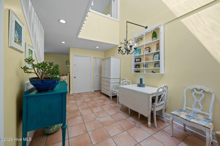 Remodeled End-Unit Condo | Pine Knoll Shores NC | Deeded Beach - photo 12