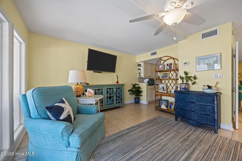 Remodeled End-Unit Condo | Pine Knoll Shores NC | Deeded Beach - photo 17