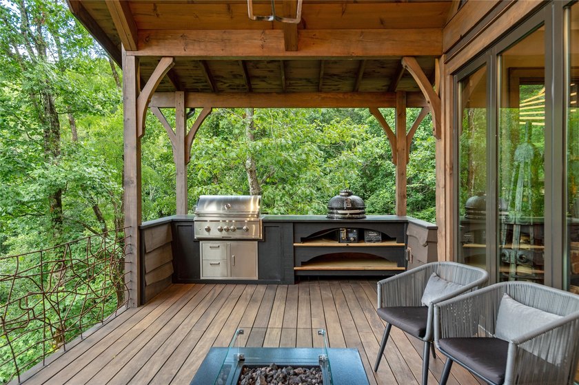 Experience refined mountain living on the Highlands-Cashiers - photo 22