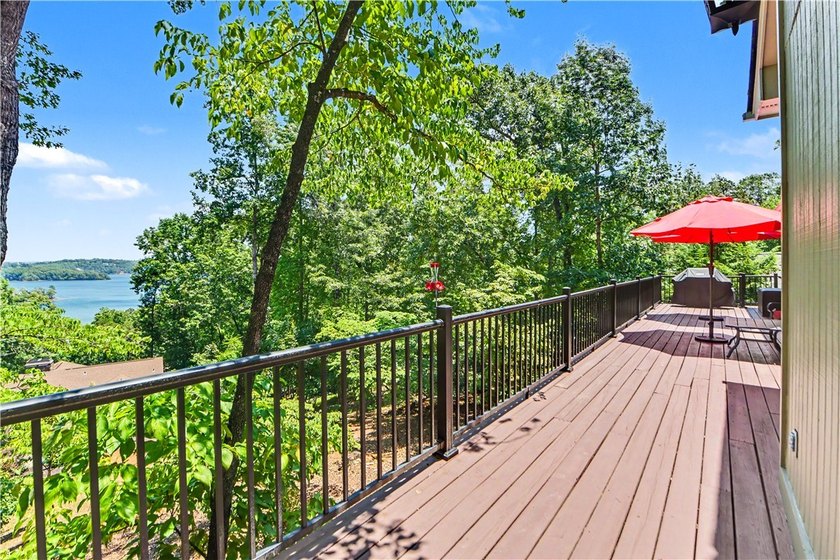 SPECTACULAR YEAR-ROUND WATER VIEWS of Lake Keowee from all of - photo 36