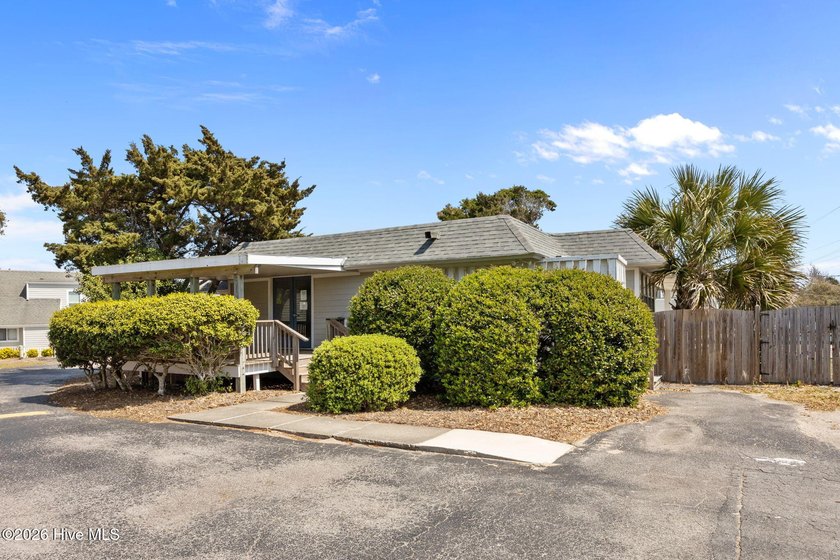 Remodeled End-Unit Condo | Pine Knoll Shores NC | Deeded Beach - photo 38