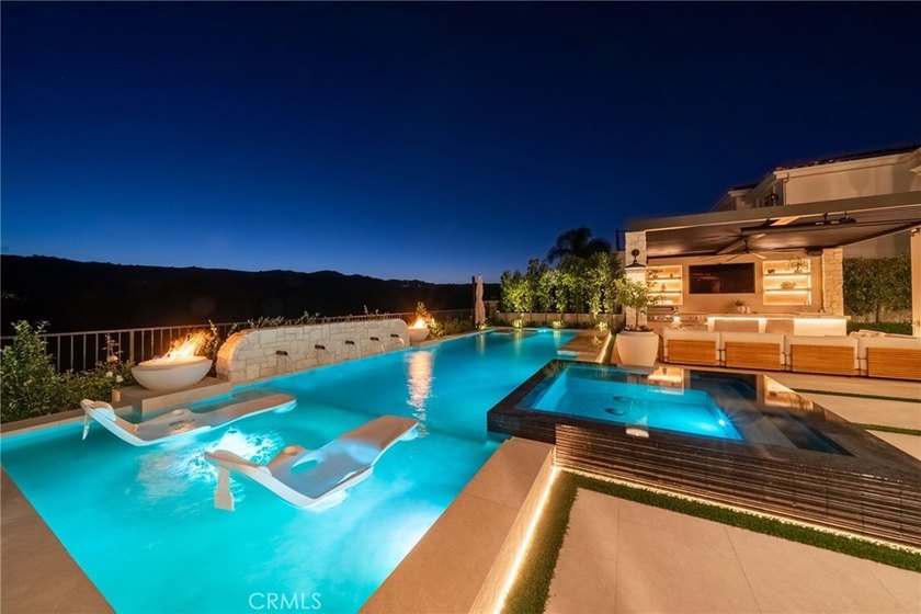 Golf course living doesn't get much better than this. Positioned - photo 22