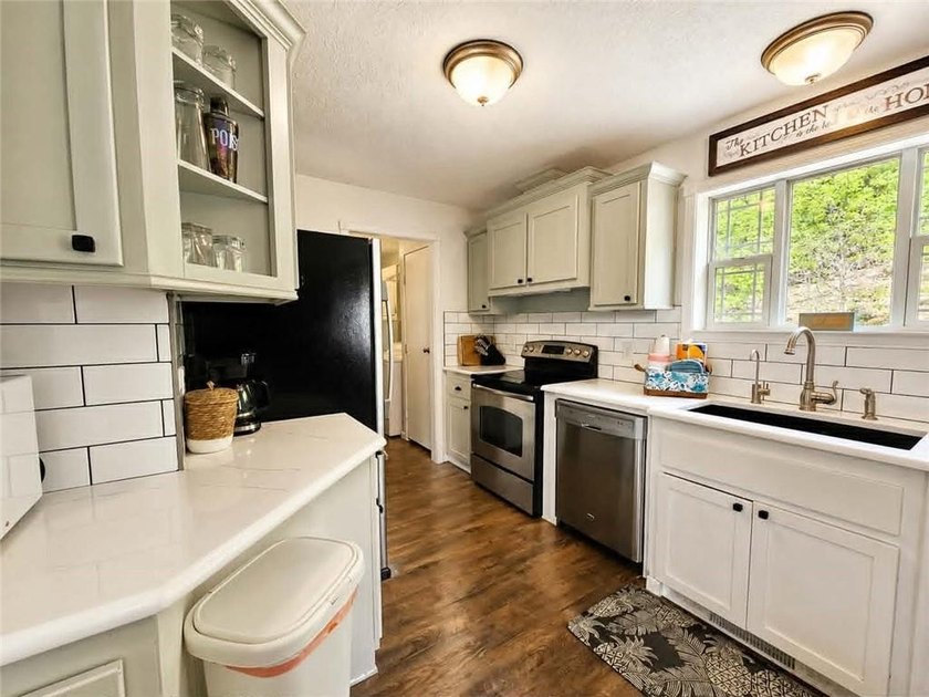 Located at the 45MM in the highly sought-after Cartwright Cove - photo 8