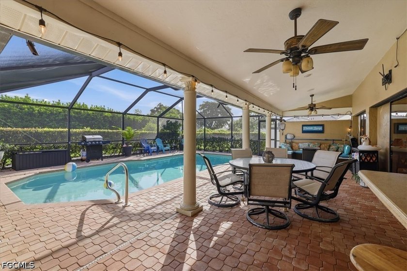 Welcome to Whiskey Creek, one of Fort Myers' most established - photo 4