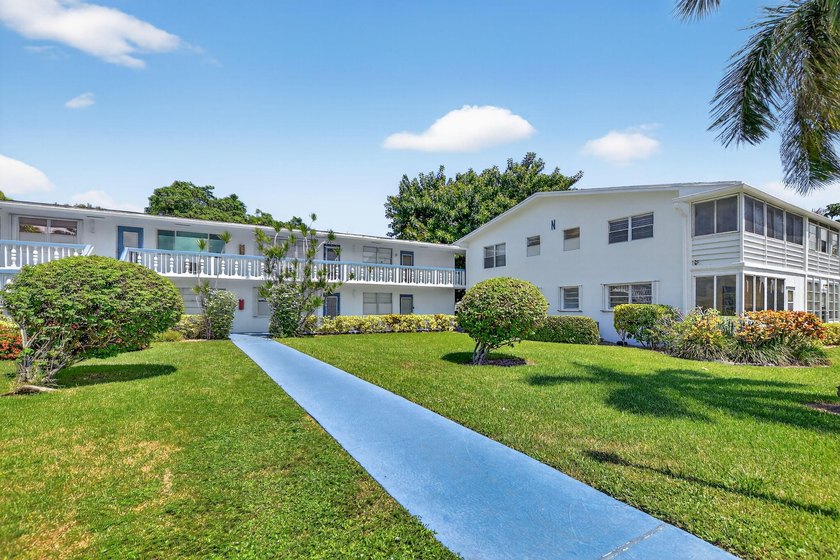 55+ resort style living, with endless amenities and activities - photo 11