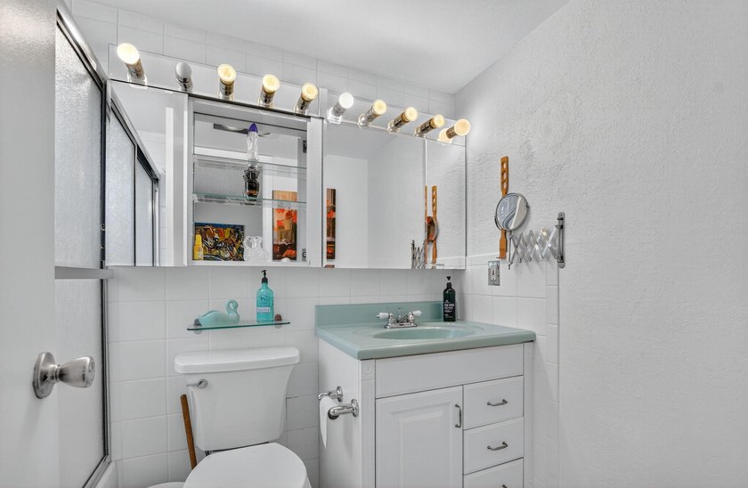 55+ resort style living, with endless amenities and activities - photo 13