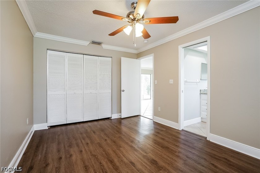 Welcome to this bright and refreshed single story home with a - photo 8