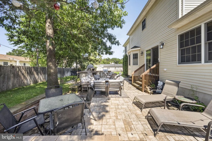 Welcome To This Beautifully Maintained 4 Bed, 2.5 Bath Colonial - photo 38