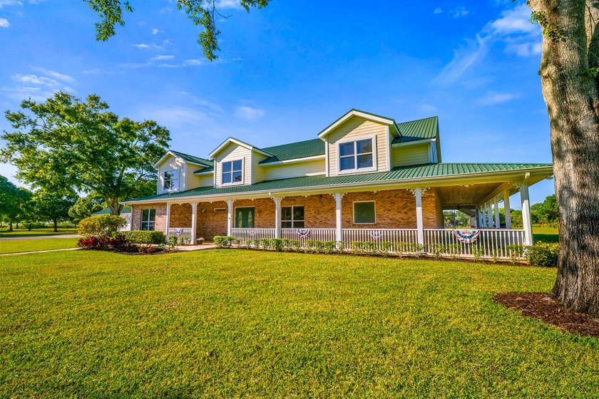 Welcome to ''Five Oaks Ranch'' nestled on nearly 10 acres. This - photo 7