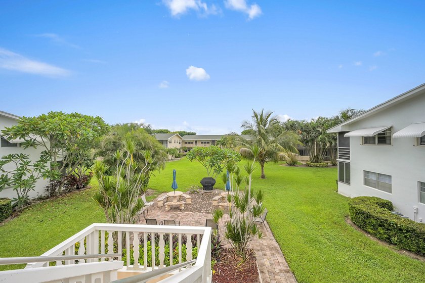 Welcome home to this beautifully furnished 1-bedroom, 1-bath - photo 18