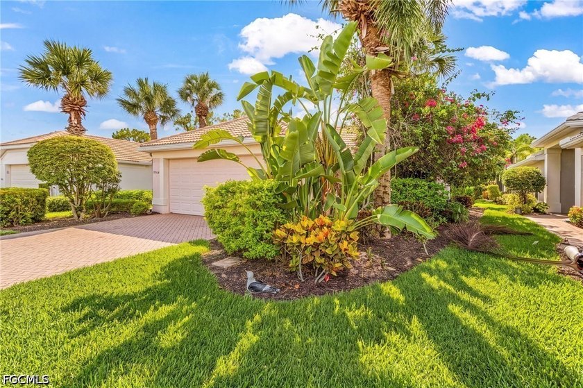 Move-in ready and beautifully furnished home in desirable - photo 3