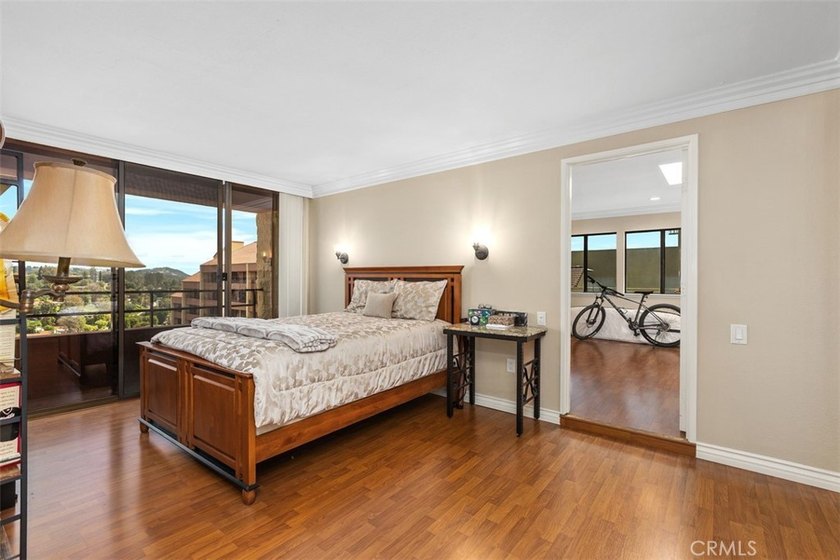 LAGUNA WOODS VILLAGE... Orange County's best-kept secret for - photo 21