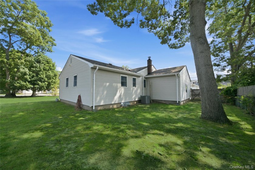 Welcome to 58 Highland Ave located in the well-sought Patchogue - photo 29