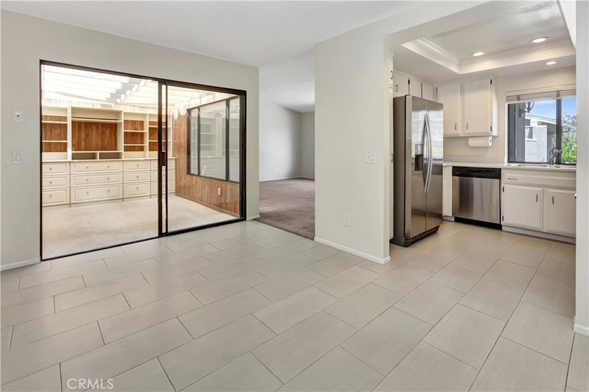 Welcome to this light-filled and inviting 2-bedroom, 2-bath - photo 9
