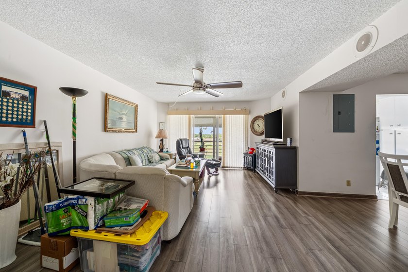 Welcome to Poinciana Community, an active and beautifully - photo 5