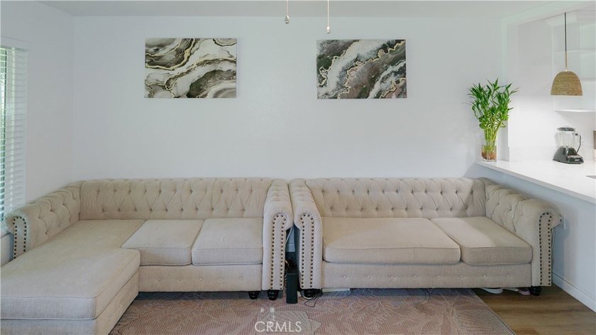 Welcome to Saddleback Park Villas, where comfort, convenience - photo 3