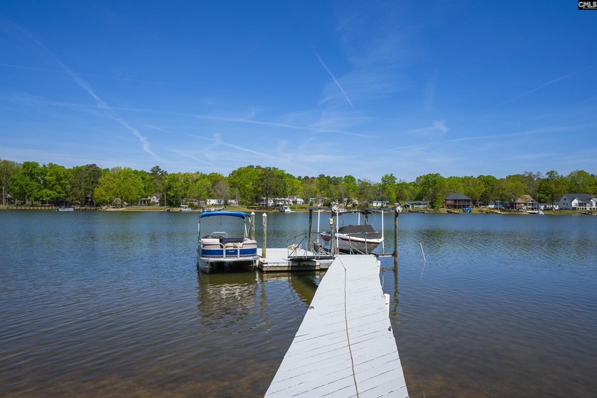 Tucked into a fantastic ski and tubing cove with effortless - photo 8