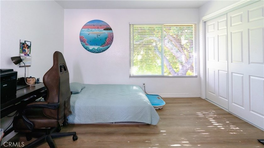 Welcome to Saddleback Park Villas, where comfort, convenience - photo 8