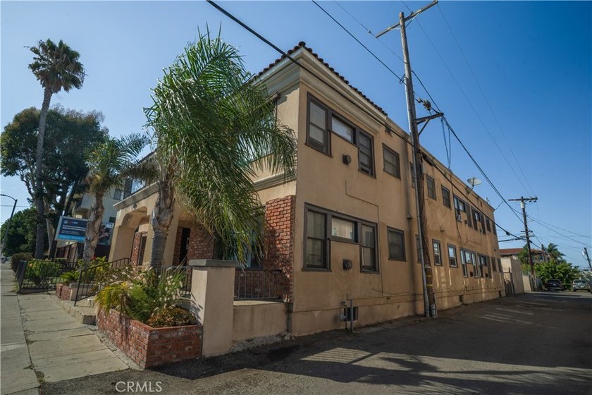 High yield 10 unit property one block from Downtown San Pedro - photo 3