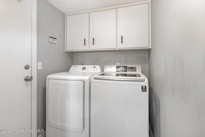 Adorable Recently Remodeled Home Very Open Floor Plan Light and - photo 9