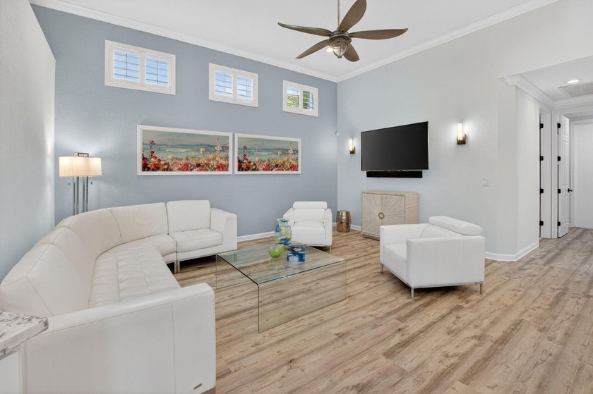 Discover this hidden gem in the highly desirable Oak Run - photo 21