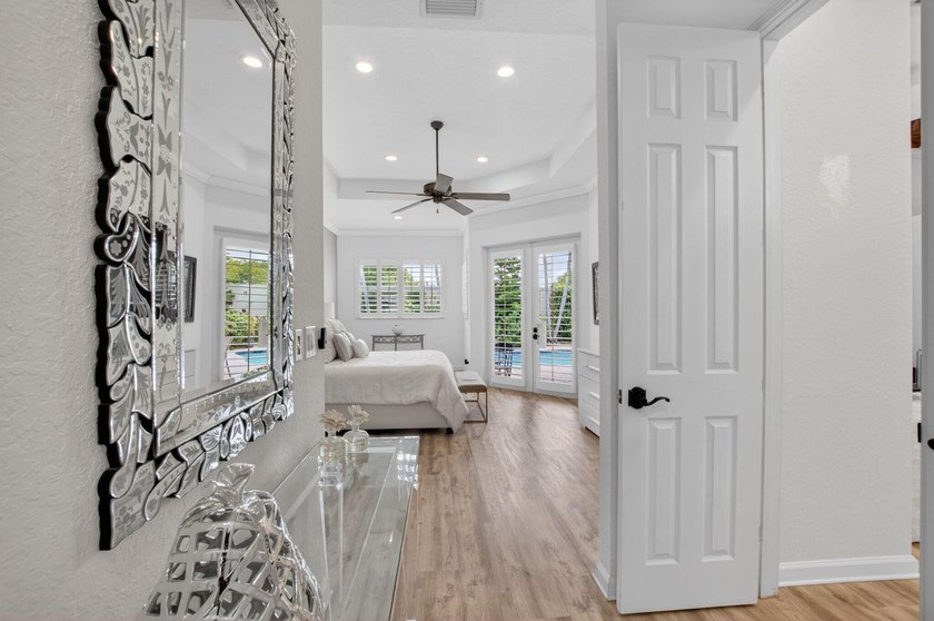 Discover this hidden gem in the highly desirable Oak Run - photo 25