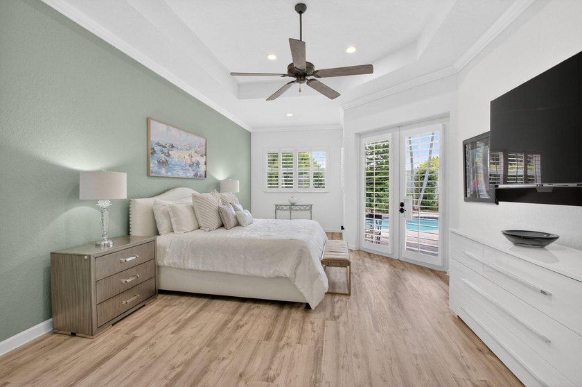 Discover this hidden gem in the highly desirable Oak Run - photo 26