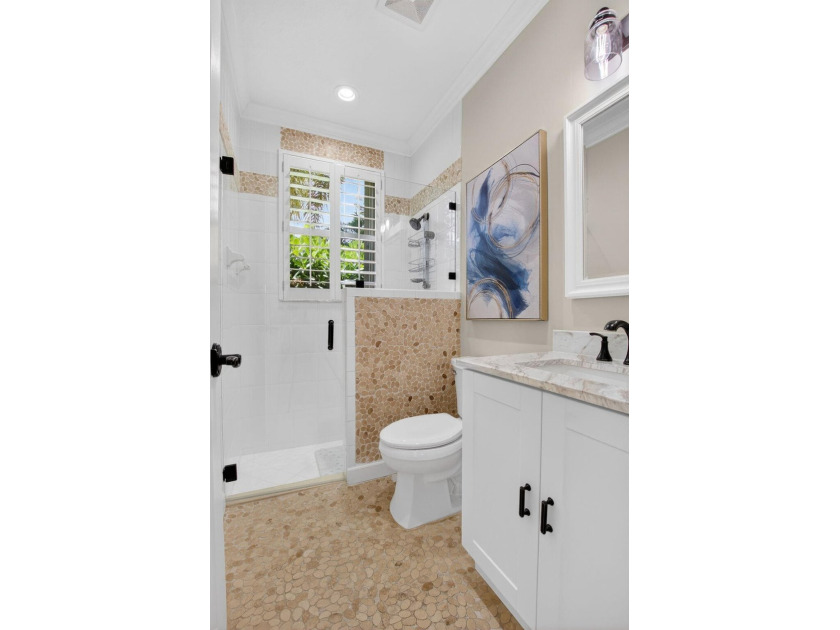 Discover this hidden gem in the highly desirable Oak Run - photo 39