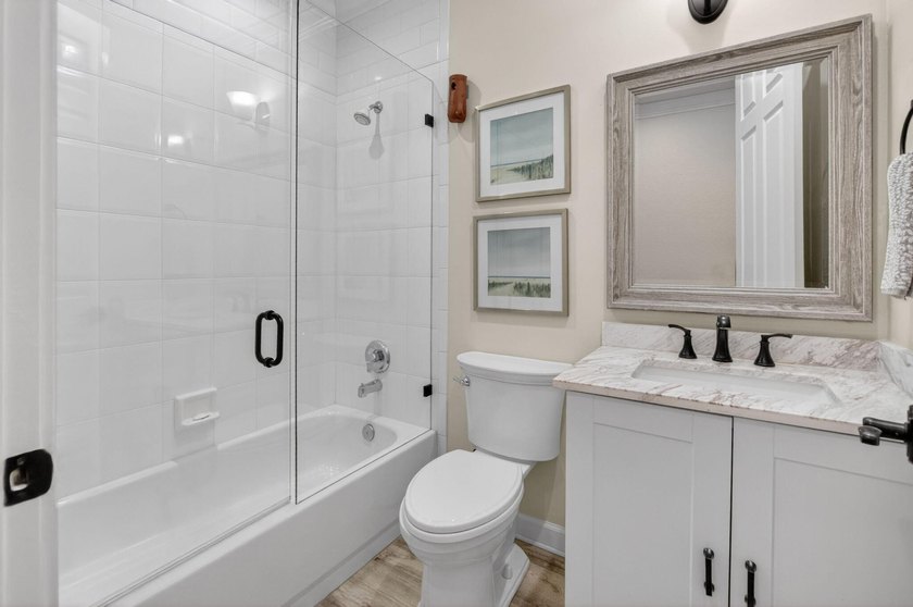 Discover this hidden gem in the highly desirable Oak Run - photo 41