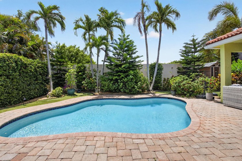 Discover this hidden gem in the highly desirable Oak Run - photo 52
