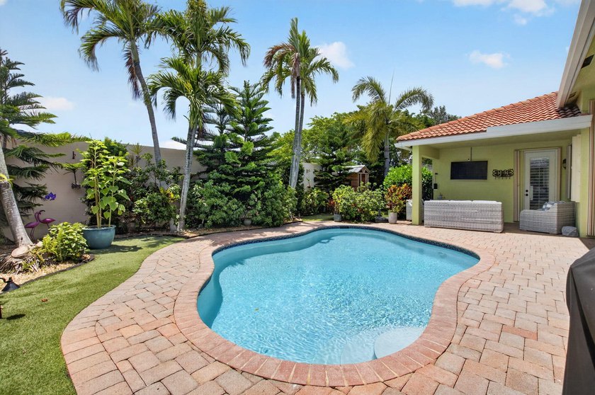 Discover this hidden gem in the highly desirable Oak Run - photo 53