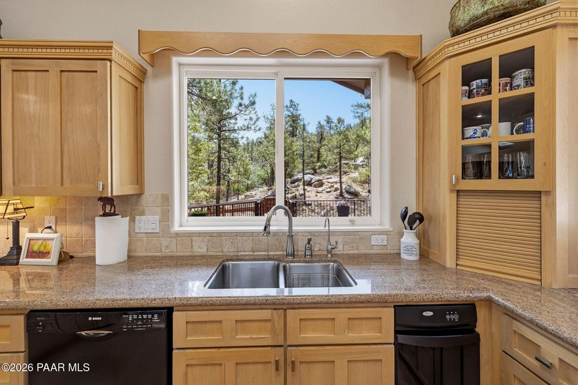 This exceptional property offers privacy and majestic tall pines - photo 18